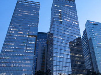 International logistics planning and execution